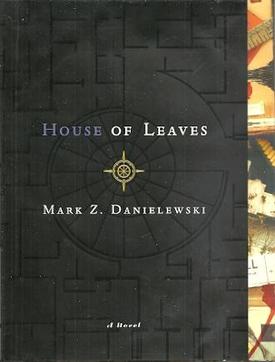 An Image of the cover of House of Leaves